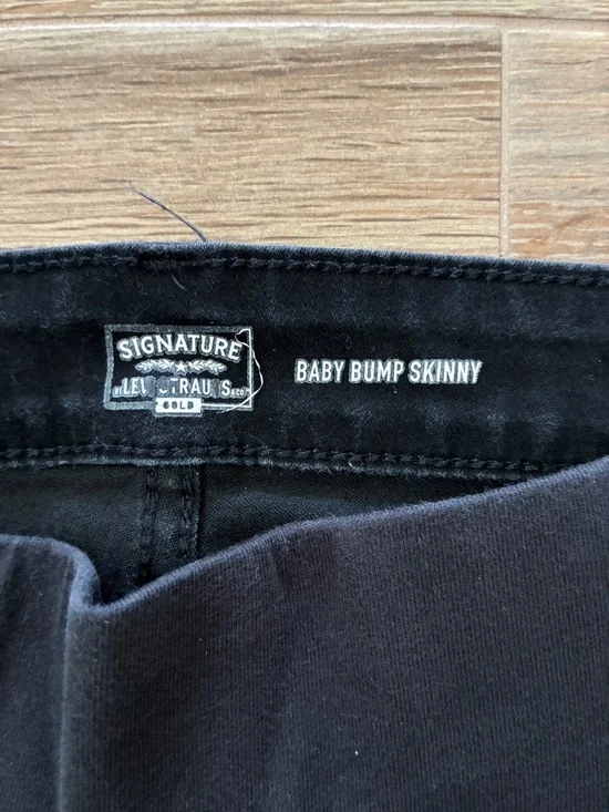Signature by Levi Strauss Black Maternity Skinny Jeans - XS - Picture 2 of 4